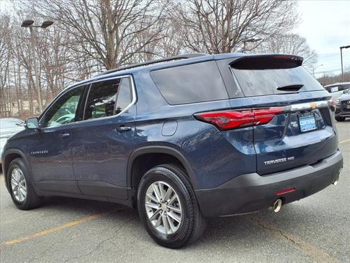 2022 Chevrolet Traverse LT Cloth