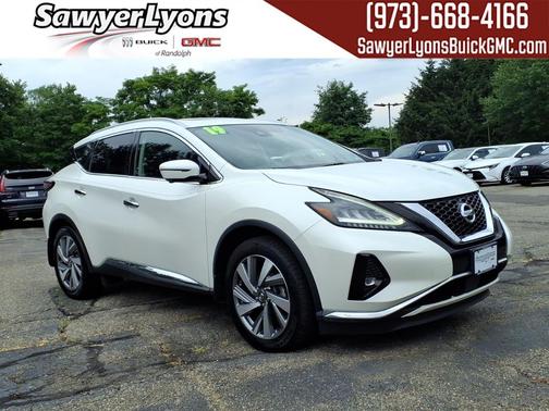 Pearl White Tricoat 2019 Nissan Murano SL