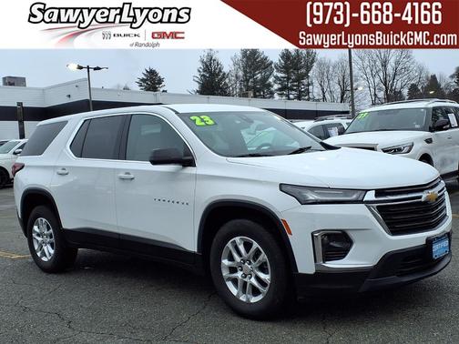 2023 Chevrolet Traverse LS