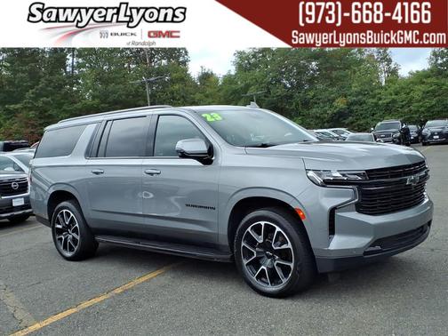 2023 Chevrolet Suburban RST