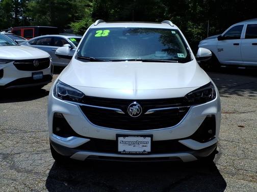 White Frost Tricoat 2023 Buick Encore GX Essence