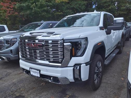 2025 GMC Sierra 2500 Denali