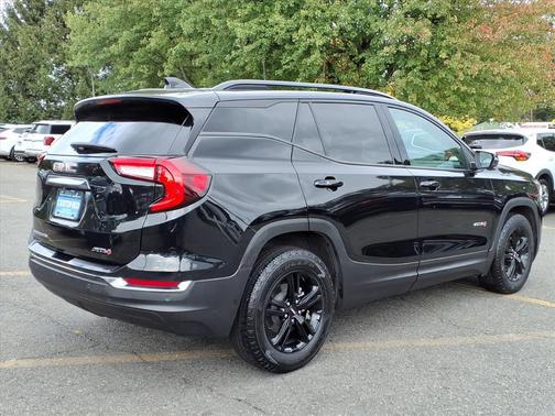2023 GMC Terrain AWD AT4