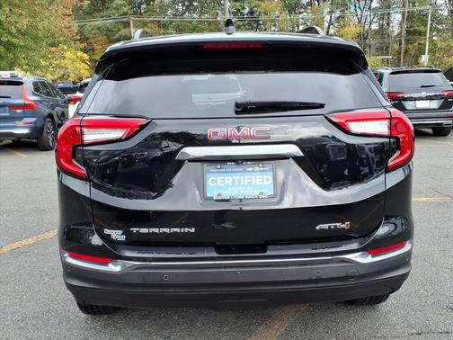 2023 GMC Terrain AWD AT4