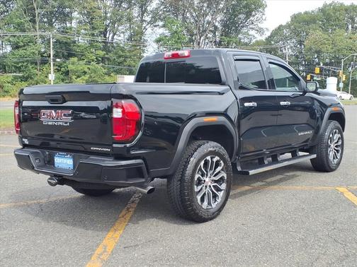 2025 GMC Canyon Denali
