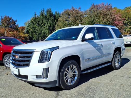 Crystal White Tricoat 2020 Cadillac Escalade Base