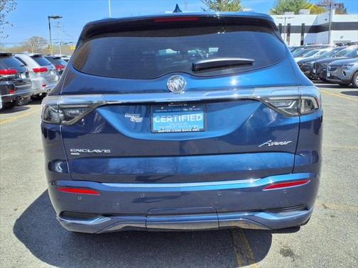 2022 Buick Enclave Avenir