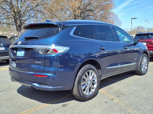 2022 Buick Enclave Avenir