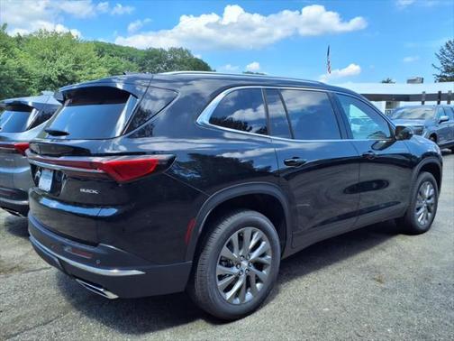 2025 Buick Enclave Preferred FWD