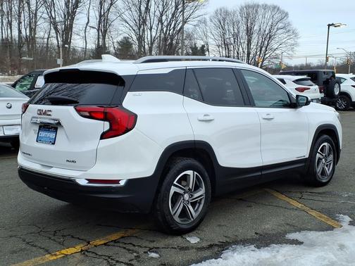 2021 GMC Terrain SLT