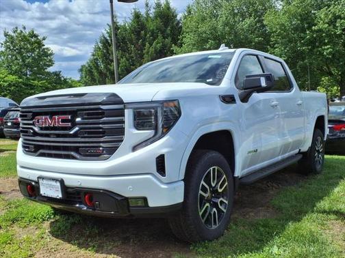 2025 GMC Sierra 1500 AT4
