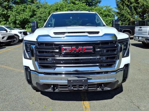 Summit White 2026 GMC Sierra 2500 Pro