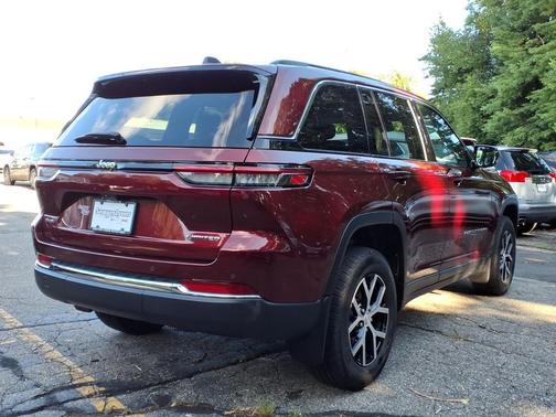 Velvet Red Pearlcoat 2024 Jeep Grand Cherokee Limited