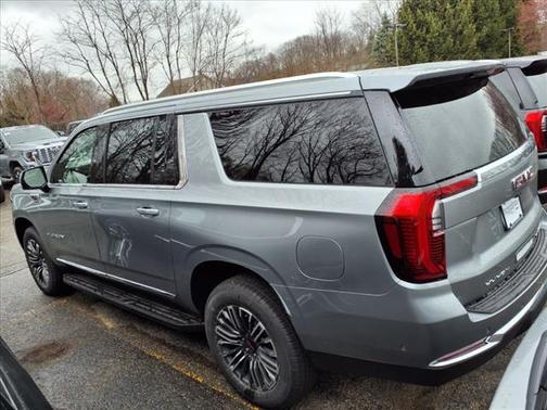 2025 GMC Yukon XL 4WD Elevation