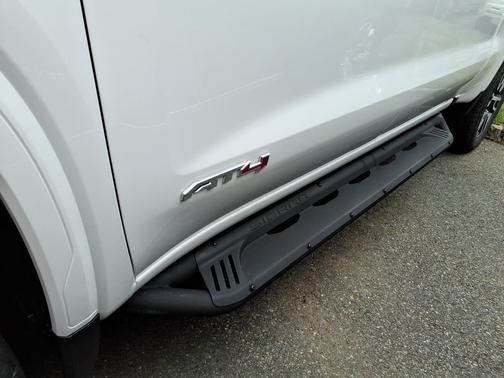 Summit White 2026 GMC Sierra 1500 AT4