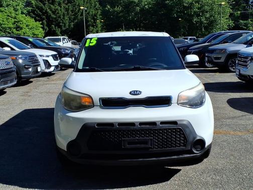 Clear White 2015 Kia Soul +