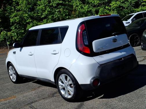 Clear White 2015 Kia Soul +