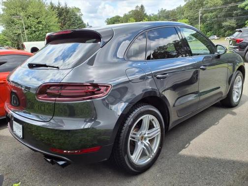 2018 Porsche Macan AWD 4dr SUV