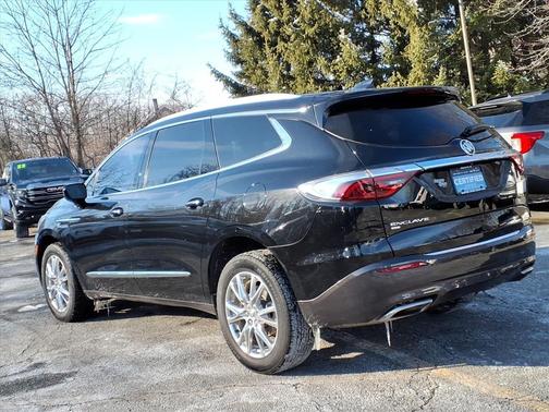 2024 Buick Enclave Essence AWD