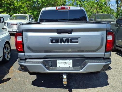 Sterling Metallic 2025 GMC Canyon Elevation