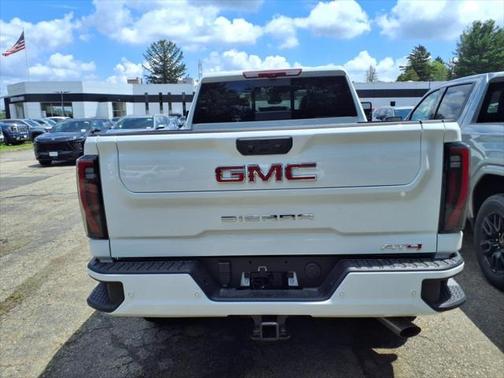 2025 GMC Sierra 2500 AT4