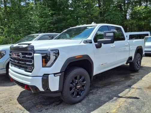 2025 GMC Sierra 2500 AT4