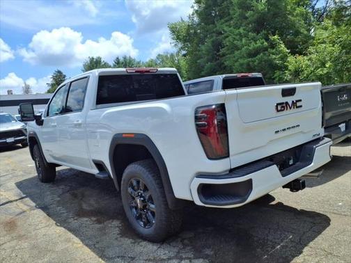 2025 GMC Sierra 2500 AT4