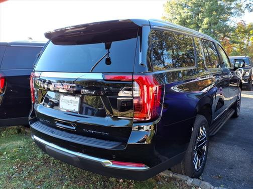 2026 GMC Yukon XL 4WD Elevation