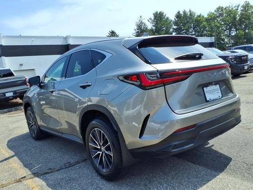 Atomic Silver 2025 Lexus NX 250 Premium