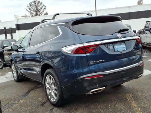 2024 Buick Enclave Essence AWD