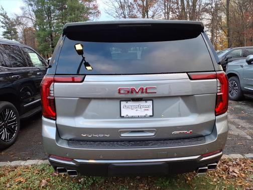 2026 GMC Yukon XL 4WD AT4