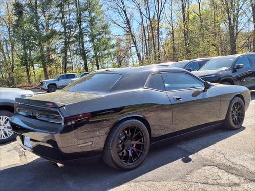 2010 Dodge Challenger SRT8