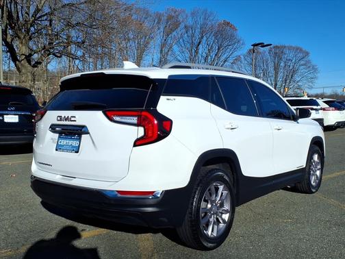 2022 GMC Terrain SLT