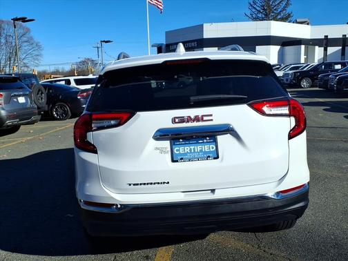 2022 GMC Terrain SLT