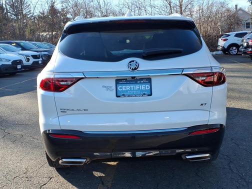 2024 Buick Enclave Essence AWD