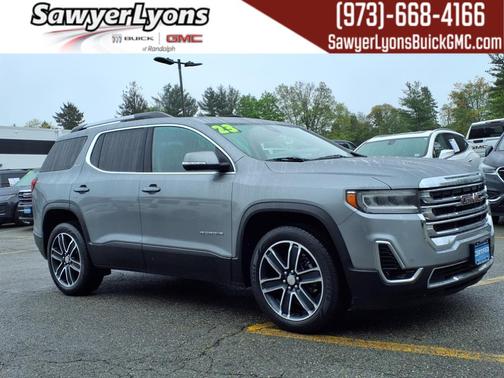 2023 GMC Acadia SLT
