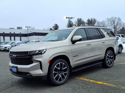 2023 Chevrolet Tahoe 4WD RST
