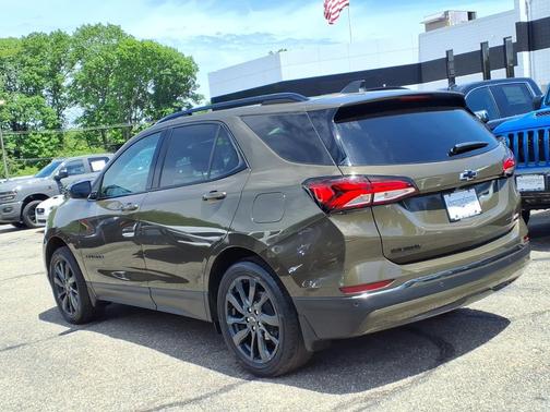 Harvest Bronze Metallic 2023 Chevrolet Equinox AWD RS