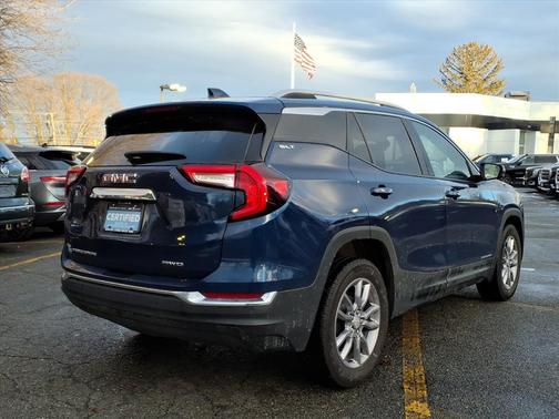 2022 GMC Terrain SLT
