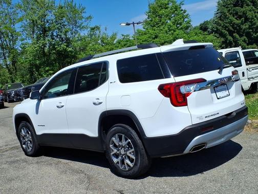 Summit White 2023 GMC Acadia AWD SLT