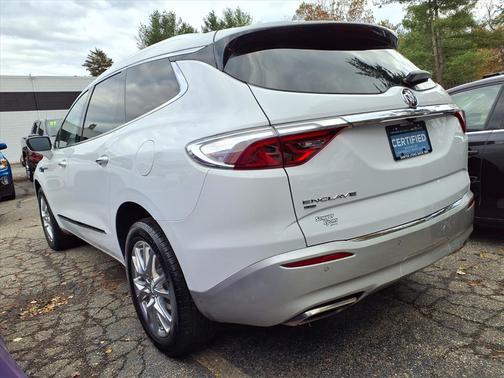 2023 Buick Enclave Essence AWD