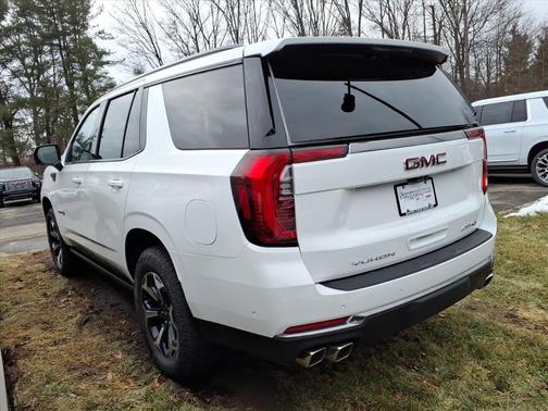 2026 GMC Yukon 4WD AT4