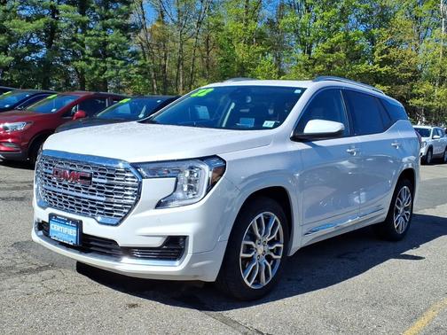 White Frost Tricoat 2022 GMC Terrain Denali