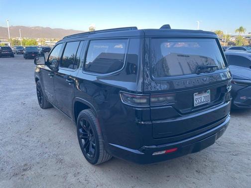 Diamond Black 2022 Jeep Grand Wagoneer Series II