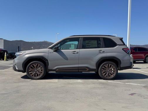 Riverrock Green 2026 Subaru Forester Sport