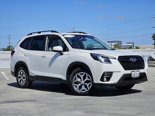 2022 Subaru Forester Premium