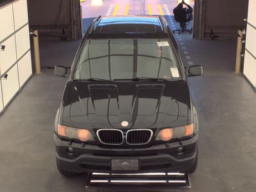 2003 BMW X5 3.0i
