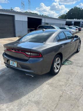 2017 Dodge Charger SXT