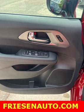 2025 Chrysler Pacifica L