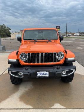 2025 Jeep Wrangler 4-Door Sahara 4x4